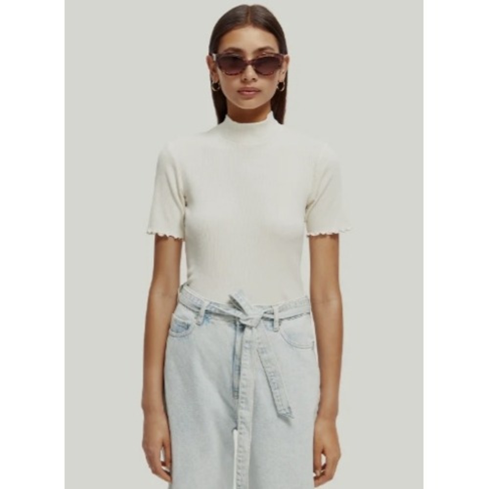NWT Scotch & Soda Lettuce Edge Mock Neck Ribbed Tee Off White Cream Size XS